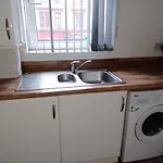 Bellway Commonwealth Apartment, Only Ages Over 23