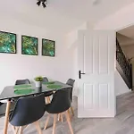 Comfysleep Aparthouse