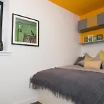 Modern City Living Studios At Riverside In The Heart Of Glasgow