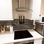 Pass The Keys Per7 Fm Nice 1 Bed Ground Floor Flat Near Cessnock Subway