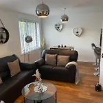 Perfectly Situated Luxury 2 Bedroom Apartment