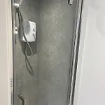Modern Comfy One Bed Apartment - Free Parking
