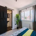 Sleepluxury Aparthouse
