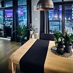 Glasgow, Finnieston Luxury 2 Bed With Parking, E-Check In, Hi-Fi