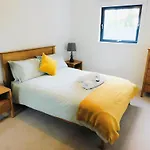 Brand New Gorgeous 2 Bed Apt In Finnieston