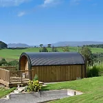 Luxury Glamping Pods - The Heft & The Hirsel