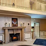 Finn Village - Loch Lomond Villa B&B With An Indoor Jacuzzi Whirlpool Bathtub