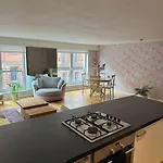 Merchant City Luxury 2 Bedroom Apartment With Secure Parking Available On Request