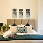 Large Blythswood Residence