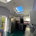 Stunning 3 Bedroom House With 2 Bathrooms