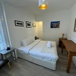 Angel Mews - Magical Mews In Heart Of Westend