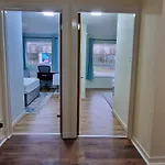 Cosy And Stylish 2-Bedrooms,2-Bathroom Apartament Prime Location
