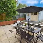 Beautiful House In Clydebank