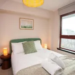 Beautiful Penthouse In City Centre Location