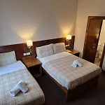 Douglas Hotel
