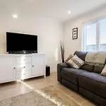 Bonnie Home, Queens Park, City Centre And Hampden Stadium Nearby