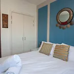 Riverside Flat With Stunning Views