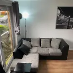 3 Bed ,2 Bedroom Apartment Near City Centre Glasgow