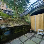 Stylish 3-Bedroom Apartment In Central Glasgow