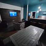 2 Bedroom Apartment By City Living Scotland
