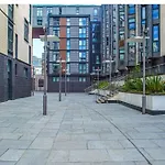 Oswald Apartment - Glasgow City Centre
