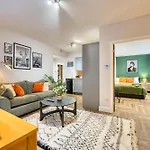 Spacious 4 Bedroom Apt Near West End Glasgow