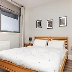 Joivy Chic Flat With Balcony In Merchant City