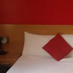 Newton Hotel