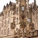 Cathedral Apartments By The City Suites
