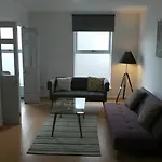 Oxford Street Apartments