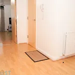 Barrland Court Apartment