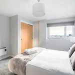 Luxury 2 Bed 2 Bath - Free Parking
