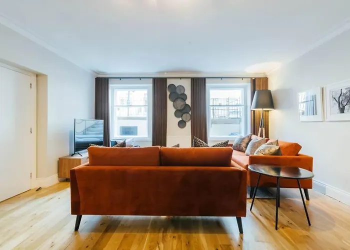 Glasgow Central Luxury Apartment