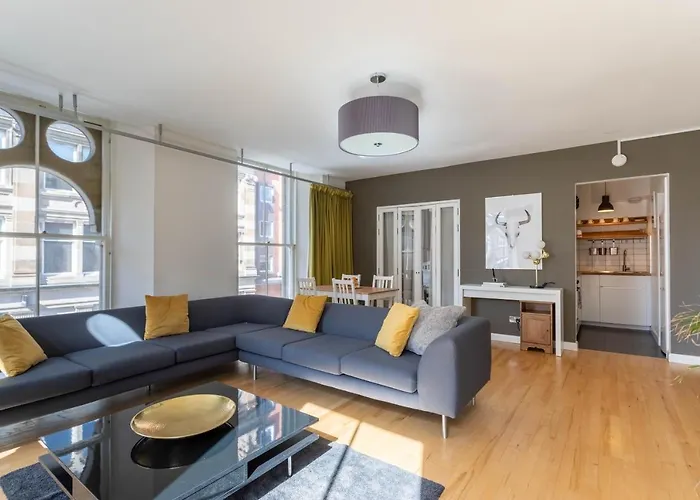 Merchant City Apartment