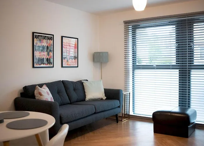 Pass The Keys Lovely New 2-Bed Sec, Hydro, Finnieston With Parking
