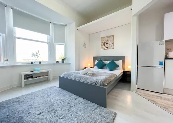 1Bd Glasgow Apartment