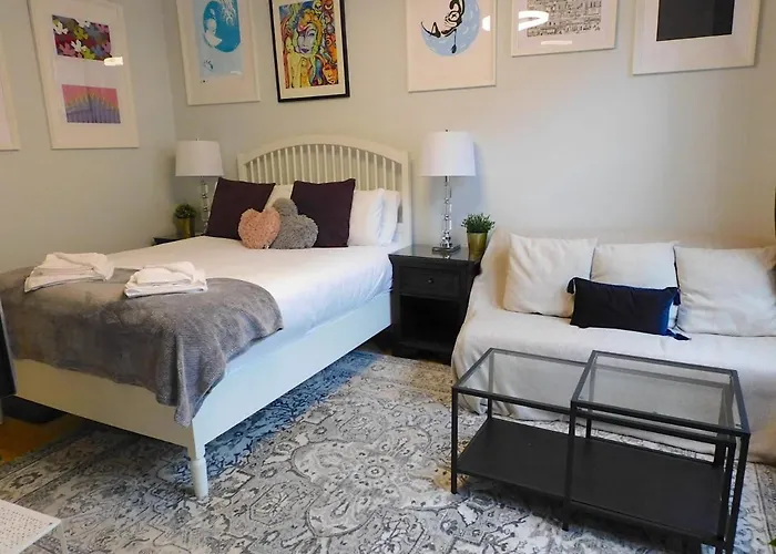 Cosy Flat, West End, Close To Sec, Hydro & Tourist Attractions