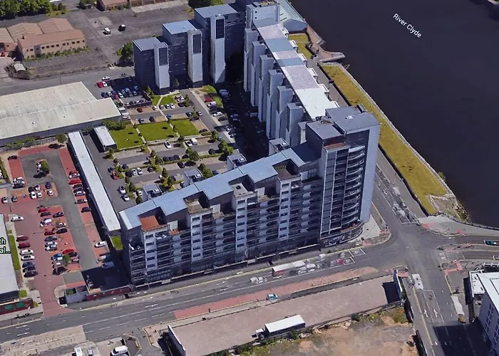 Glasgow, Finnieston Luxury 2 Bed With Parking, E-Check In, Hi-Fi