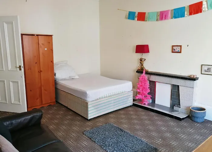 Guest House Free Parking Private Room Millroad