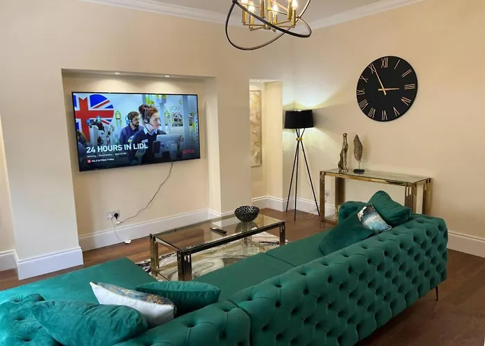 Glasgow Central Paradise - Spacious 3- Bed House