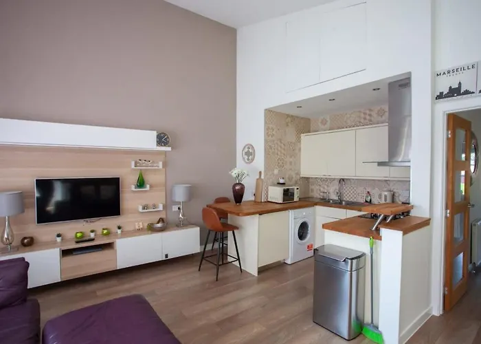 Mosspark Boulevard Exec Apartment II - Free Parking