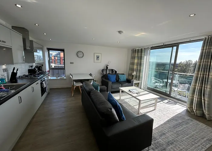 Principal Apartments - Clyde Waterfront Apartments