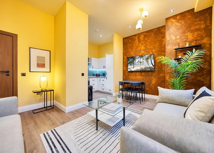 Grand Central Station 2 Bed Apartment A1