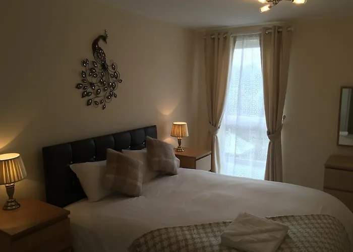 Kumar Suites Hanson Park Apartment