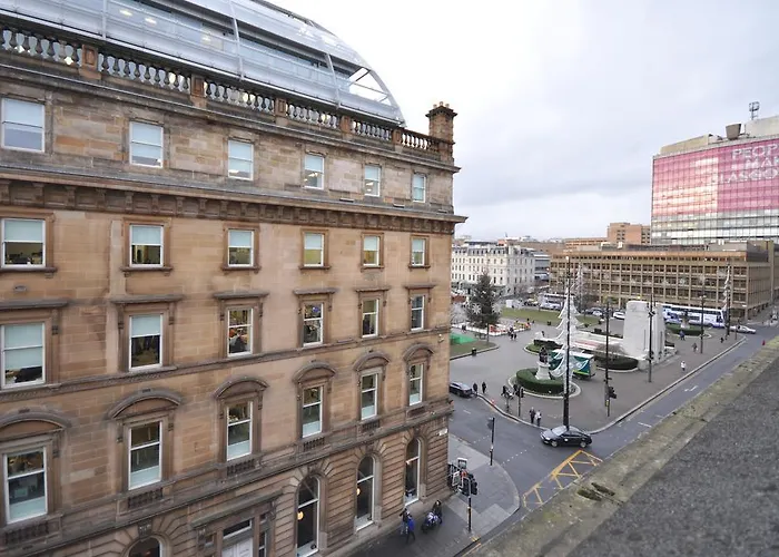 Frederick Street Apartment
