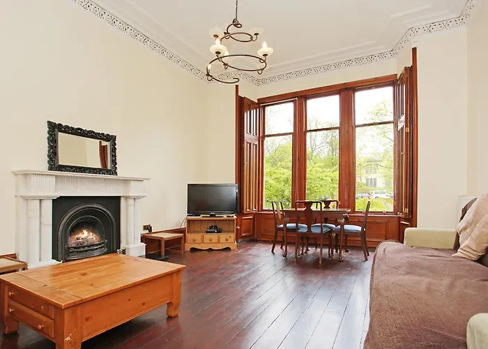 Broompark House