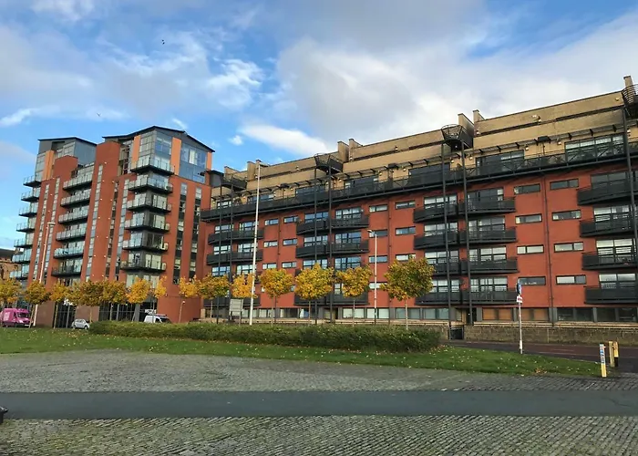 Cutty Sark Glasgow City Centre With Free Parking