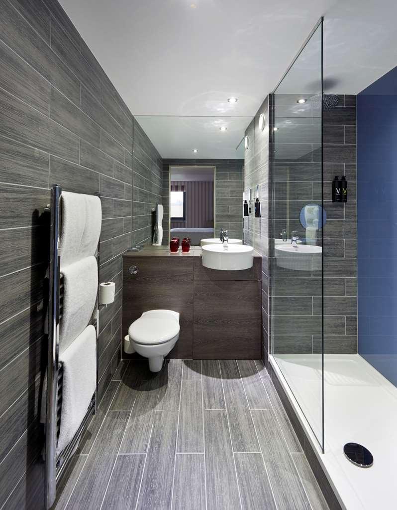 Village Hotel 4*