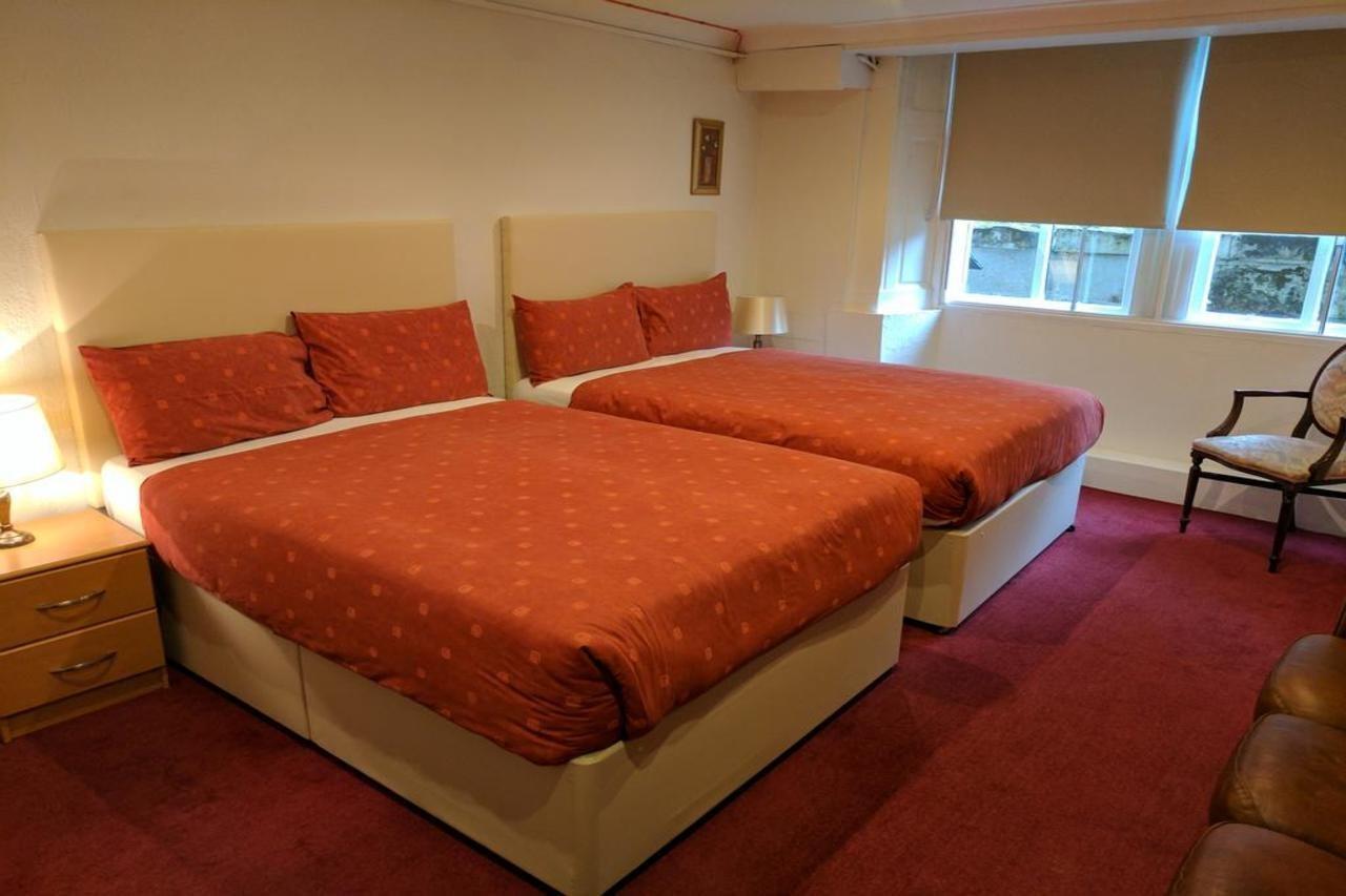The Kelvin West End Guest house 2*