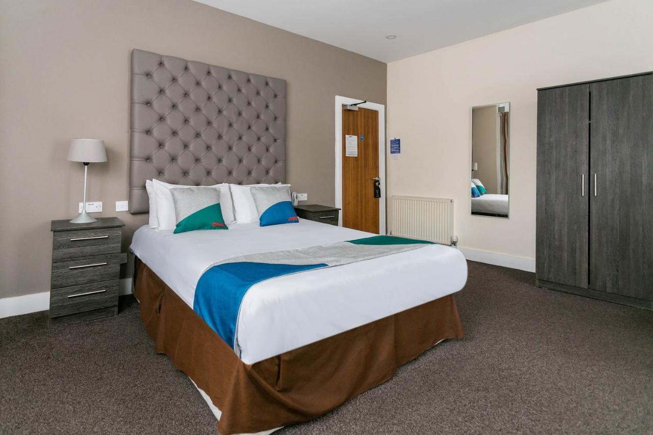 Hotel Oyo The Ivory 2*